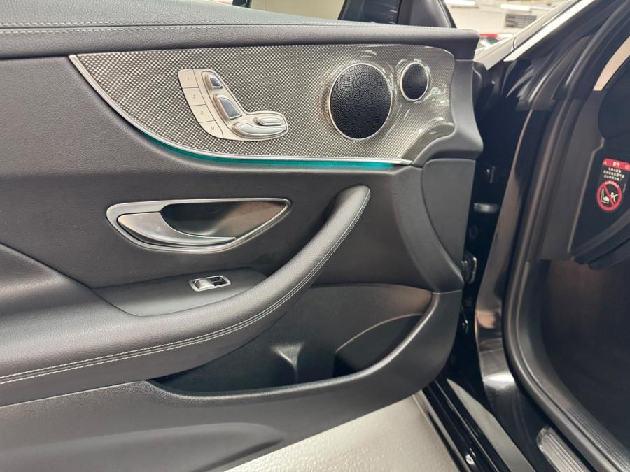 E300 coupe - Image 7
